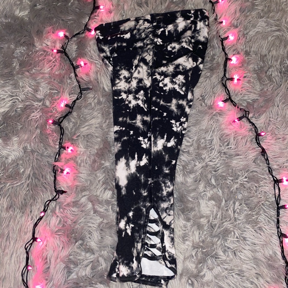 Tie dye capri